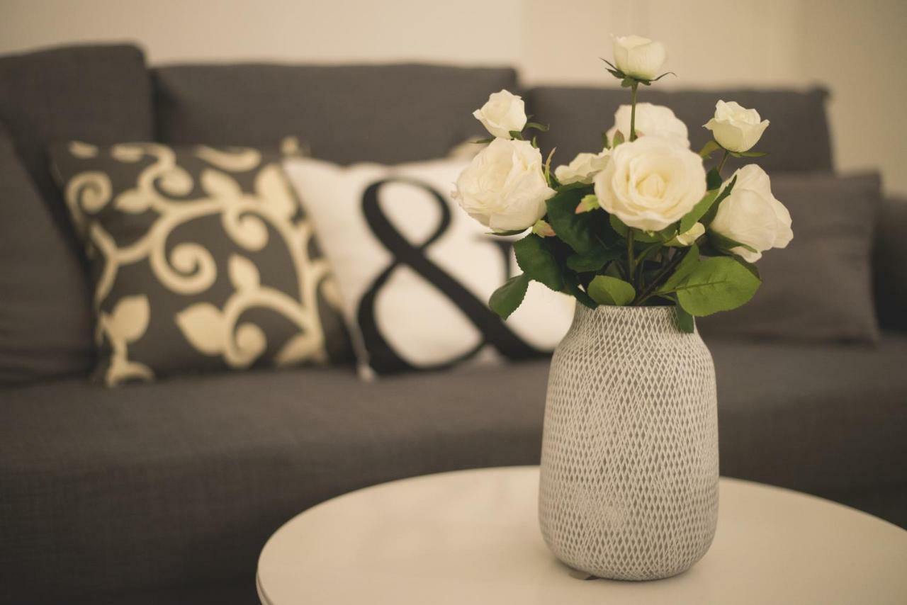 Bed & Breakfast Elegant - Il Vicolo Storico Salerno